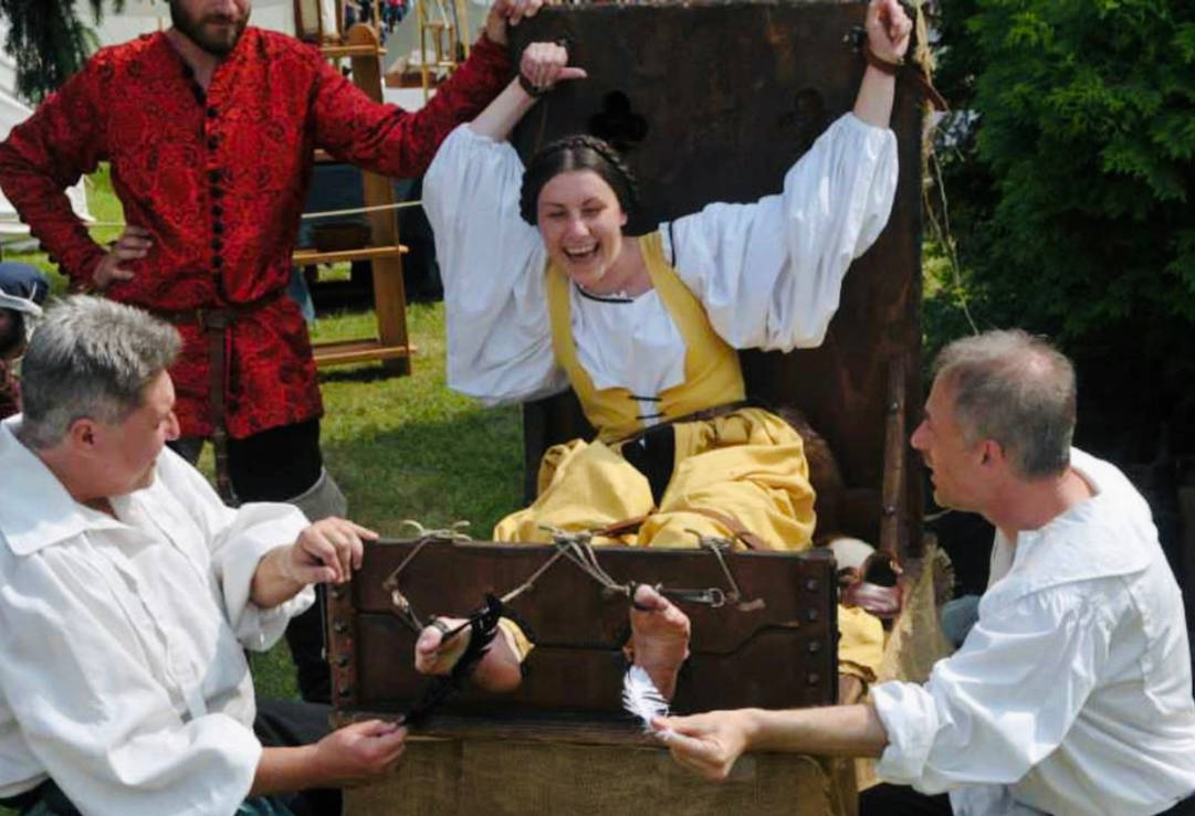 Renfaire Tickling 18 By Tiedupandused On DeviantArt renfaire-tickling-18-by-tiedupandused-on-deviantart