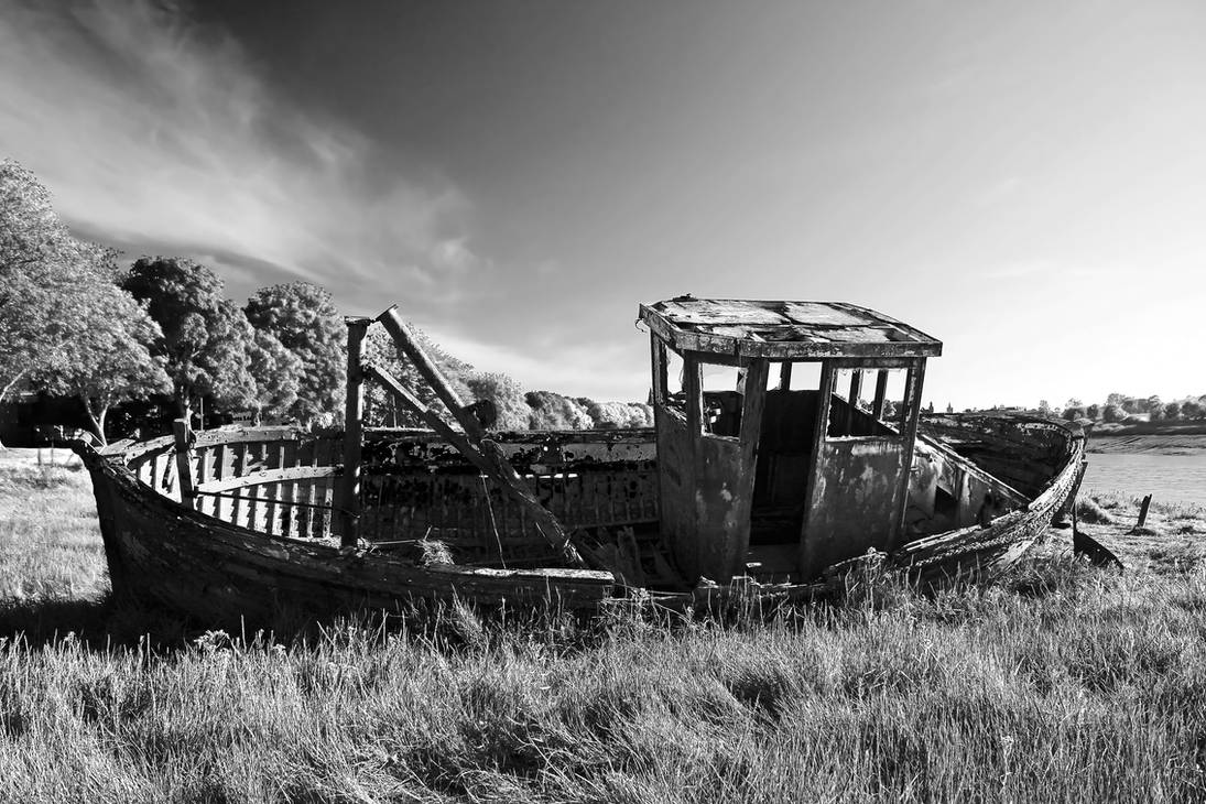 Monochrome Wreck by Coigach