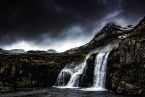 Return to Kirkjufellsfoss