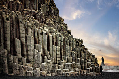 DAWN OVER REYNISFJARA