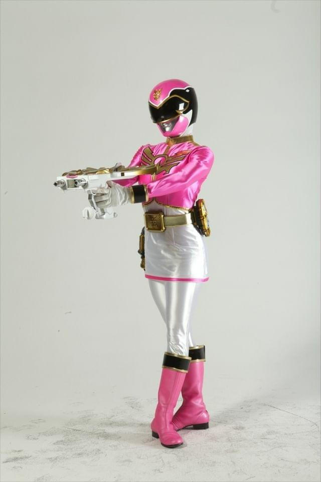 Megaforce Pink Ranger by screenbug on DeviantArt