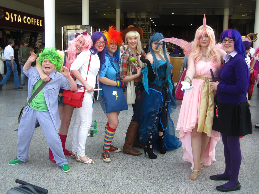 MCM May '12 - Ponies