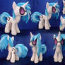 Vinyl Scratch plushie