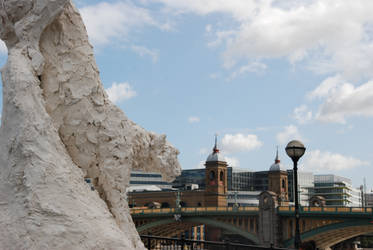 panther at london bridge