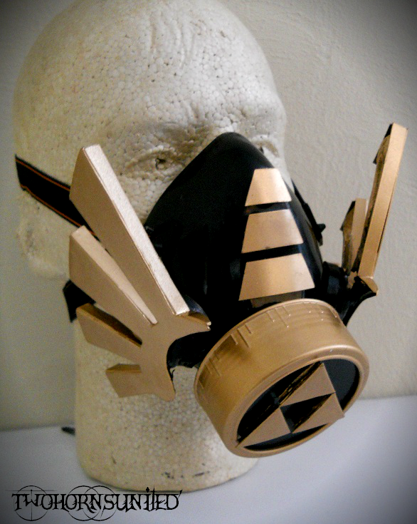 Hylian ''Hero of time'' Legend Of Zelda gas mask