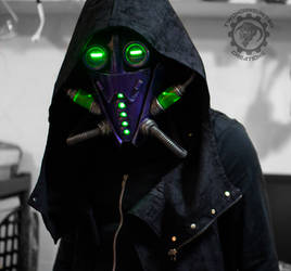 The Xenomancer scifi light up mask