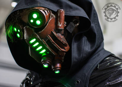 The Petrifier - Demon tech cyberpunk LED mask