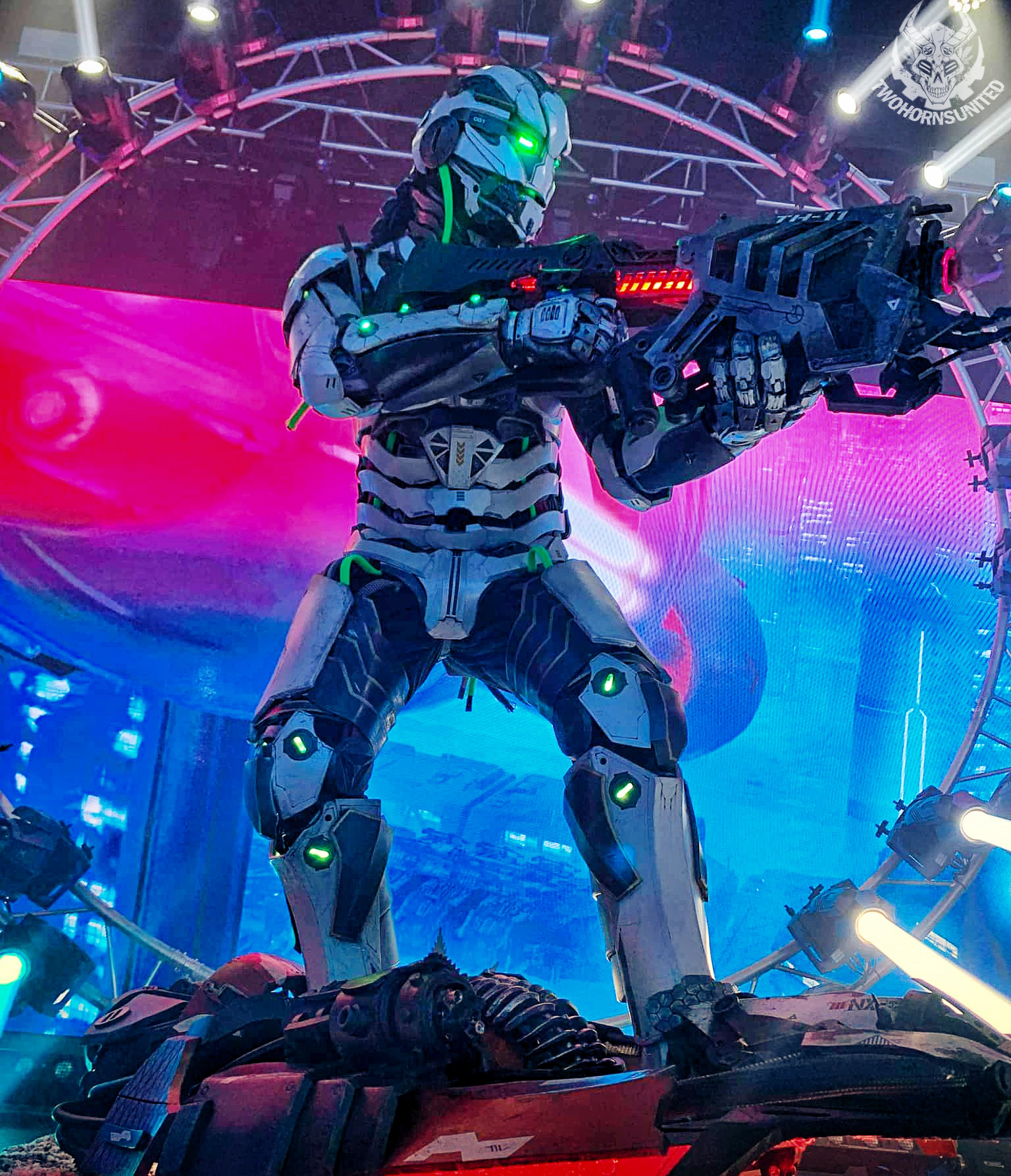 Robot cosplay online