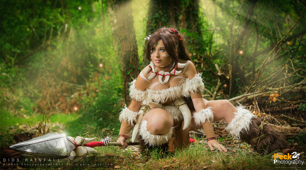 League of Legends - Nidalee: Deep in the jungle.