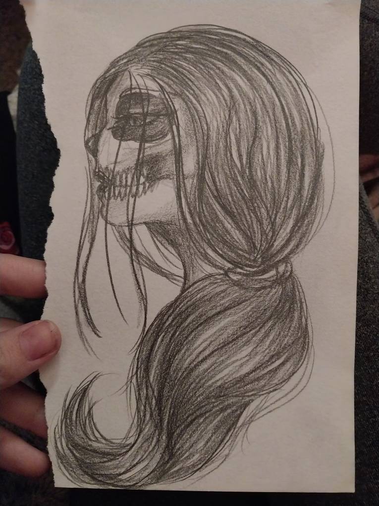 Women’s Skeletal Makeup: Enhancing Structure with Bold Contouring