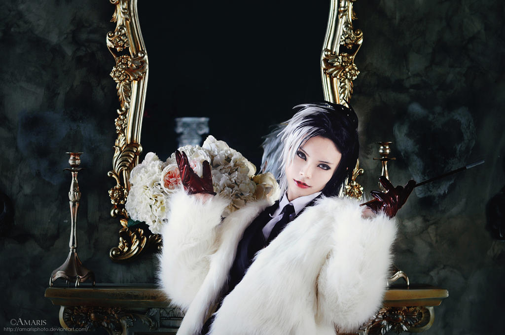 Cruella de Vil [101 Dalmatians]