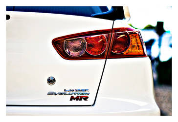 Mitsubishi Lancer Evo MR Close