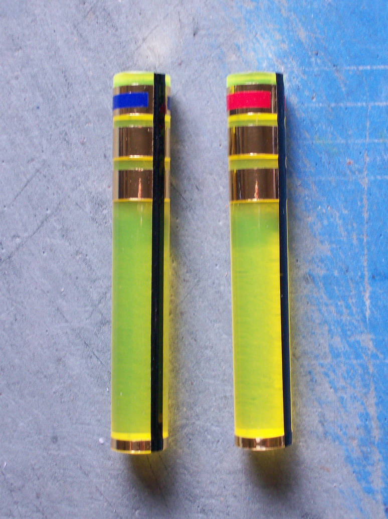 Isolinear Rods from Quark's Bar on DS9 by CmdrKerner on DeviantArt