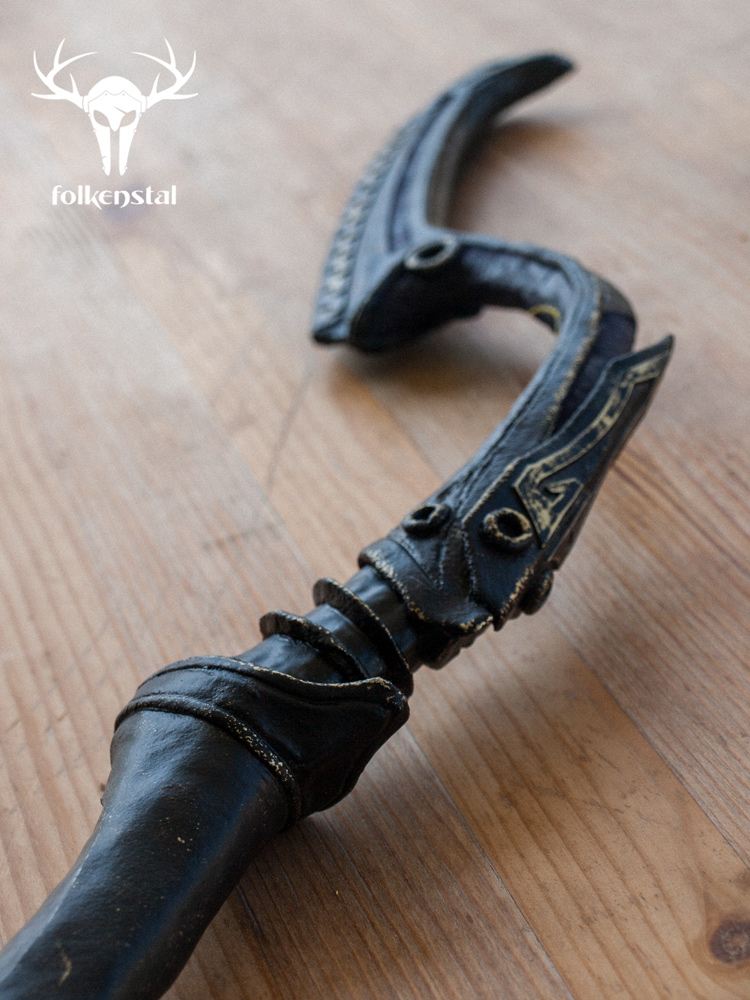 Skyrim Dwarven Black Bow of Fate - close-up (2)