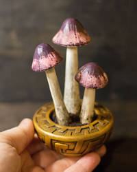 Bleeding Crown - Skyrim Mushrooms in a Dwemer jar