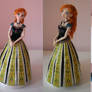 Anna doll - coronation look - Frozen