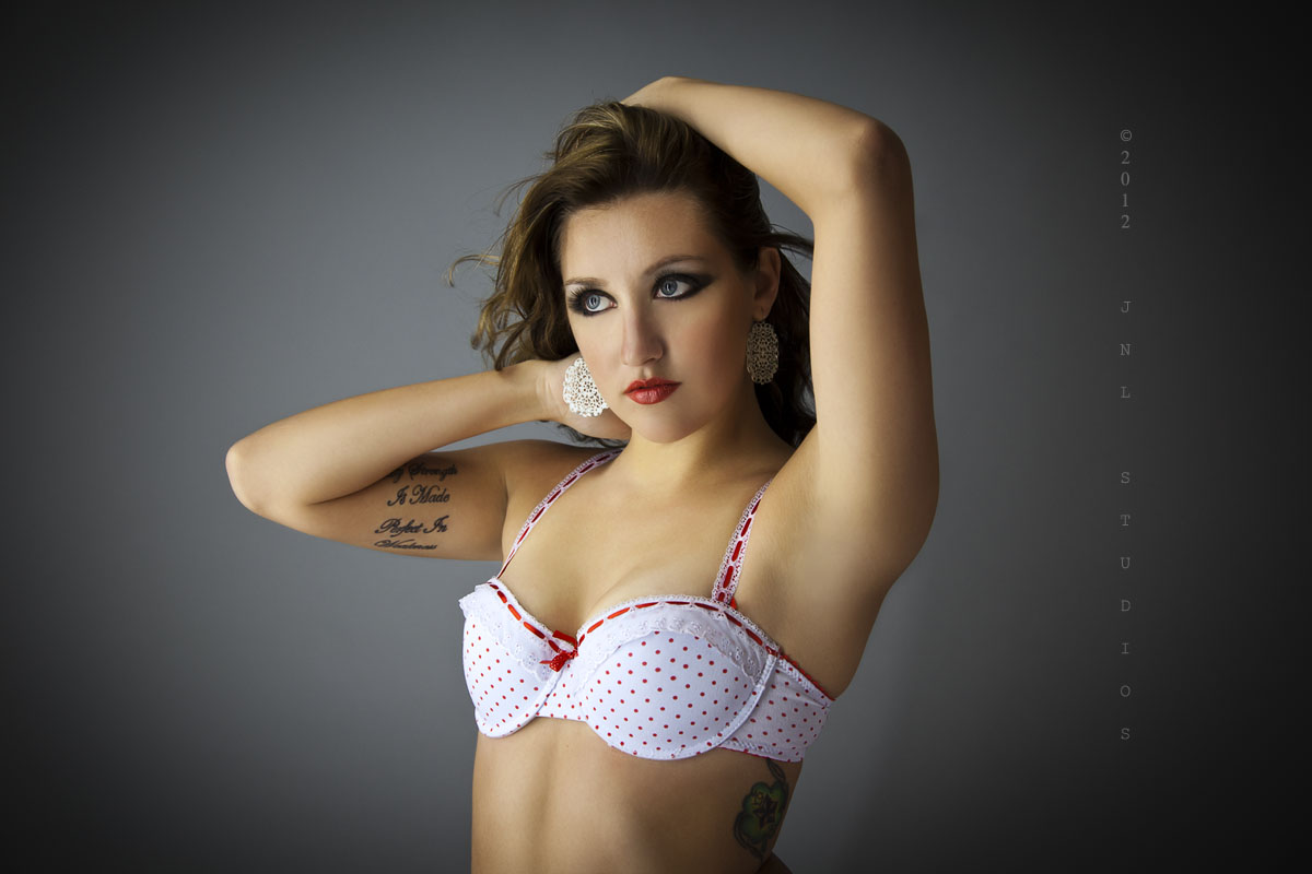 Sarah_IMG_2950ps_x1200_W