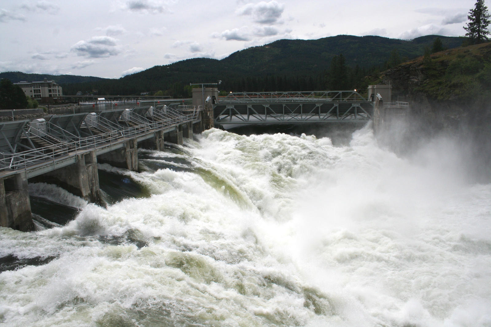 Flooding Post Falls Dam by JustACrow on DeviantArt