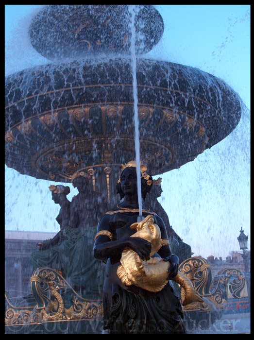 Paris 01-Fountain