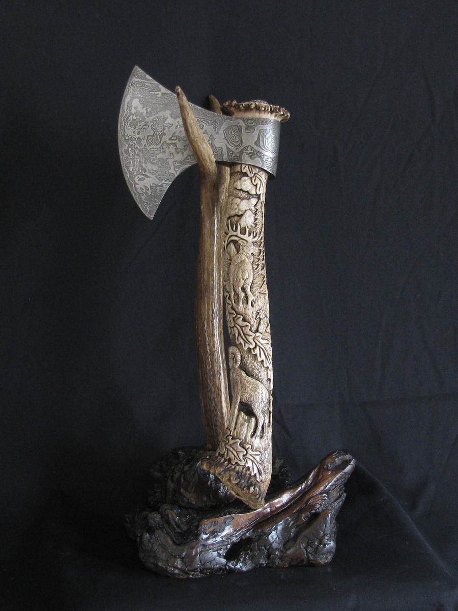 Damascus Rocky Mountain Elk Axe by ZachariahBusch