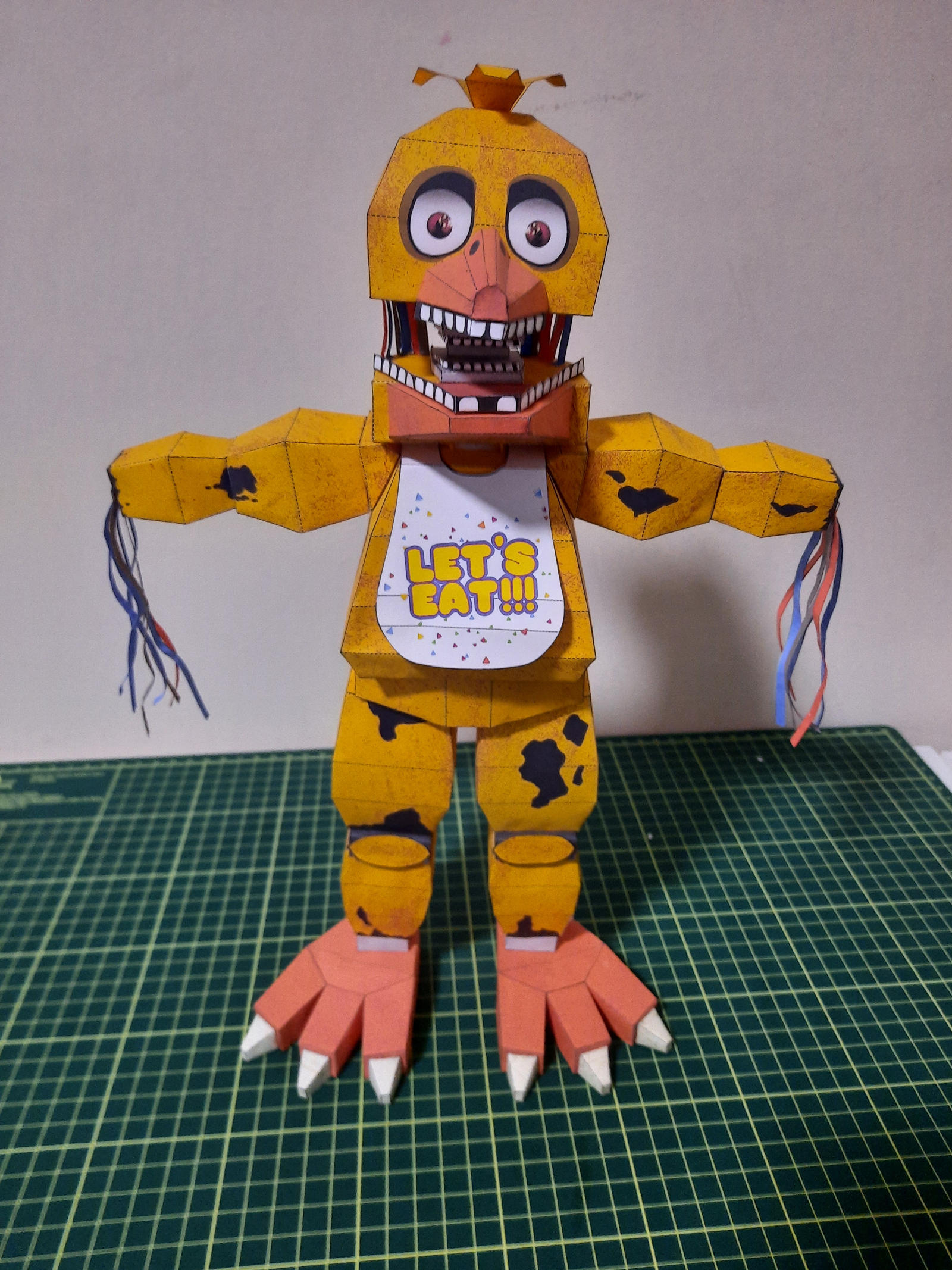 Withered Chica From Five Nights at Freddy's 2! How To Build! 