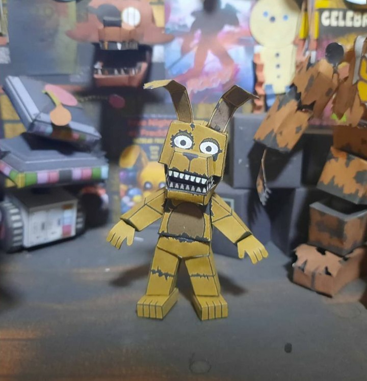 five nights at freddy's 4 Plush Trap Papercraft by Adogopaper on DeviantArt