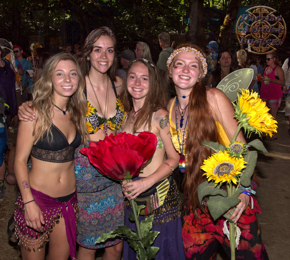2017 Oregon Country Fair 454 by DarrianAshoka on DeviantArt