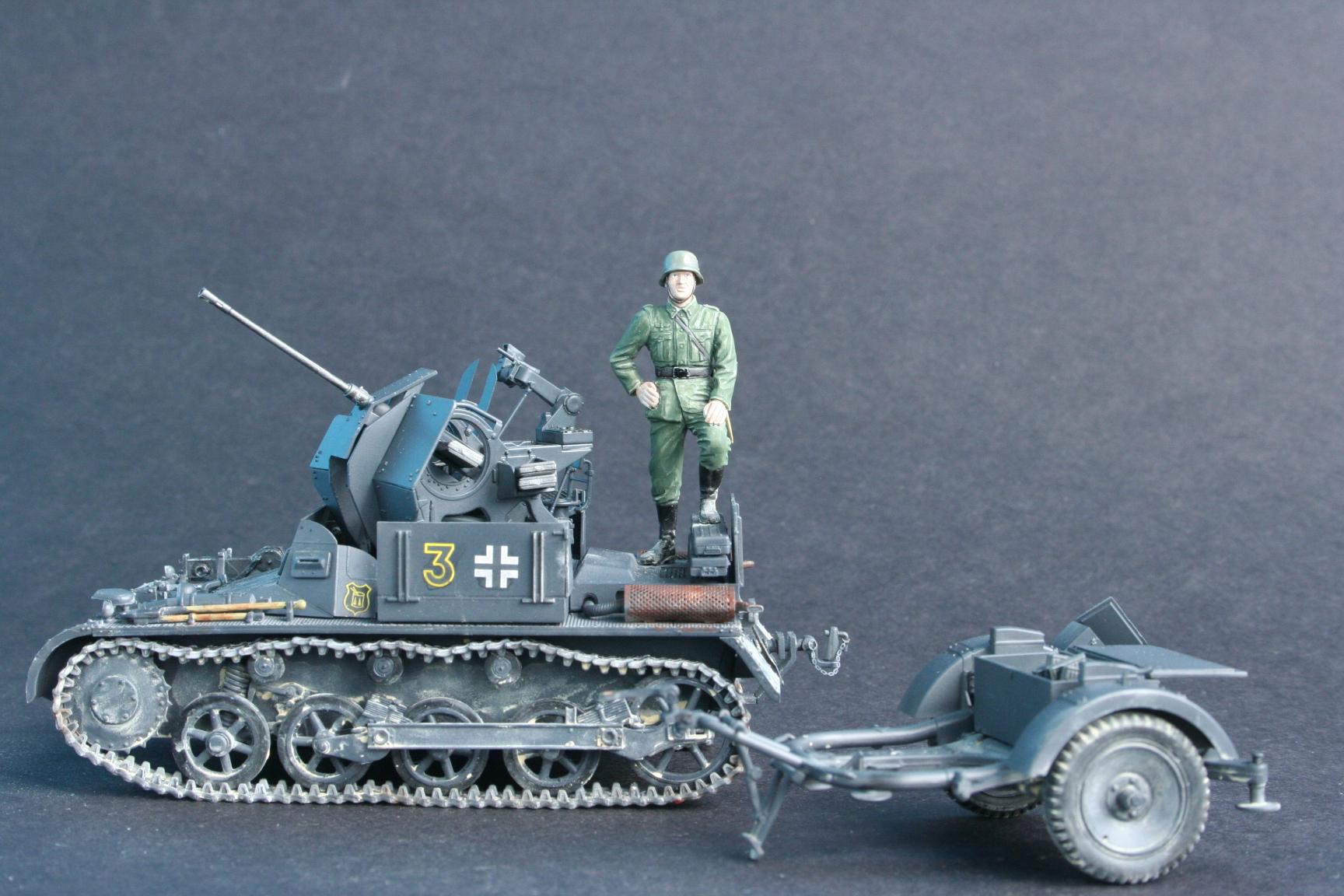 2cm Flakpanzer I w Trailer