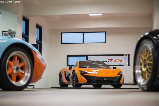 McLaren P1 Mosler MT900R and Ford GT40