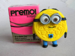 Despicable Me Minion Oreo-Polymer Clay