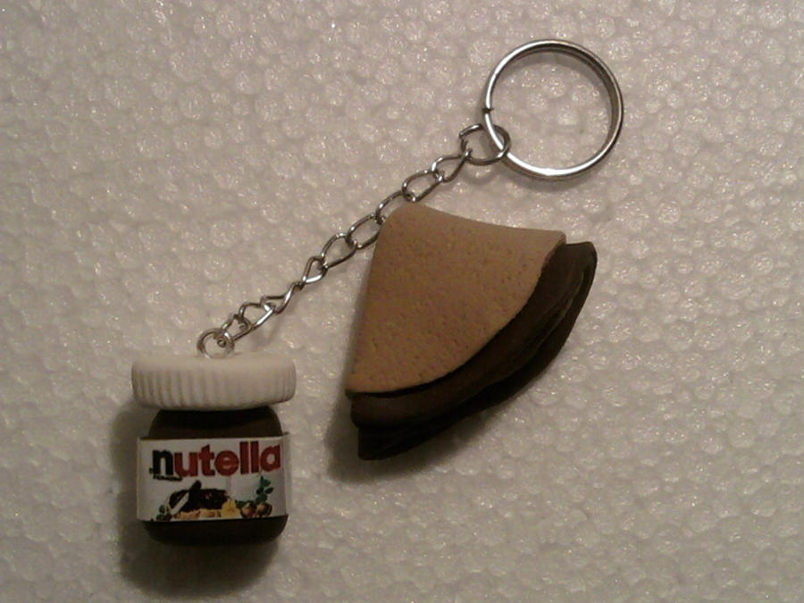 Keychain with nutella and crepes fimo