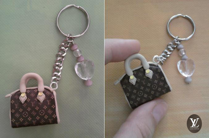 WIMB) Louis Vuitton Key Clay. What could fit in this small pouch? 