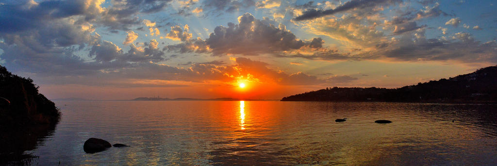 Por De Sol Lago Guaiba Porto Alegre Brasil By Lahireguerra On Deviantart Por De Sol Lago Guaiba Porto Alegre Brasil By Lahireguerra On Deviantart