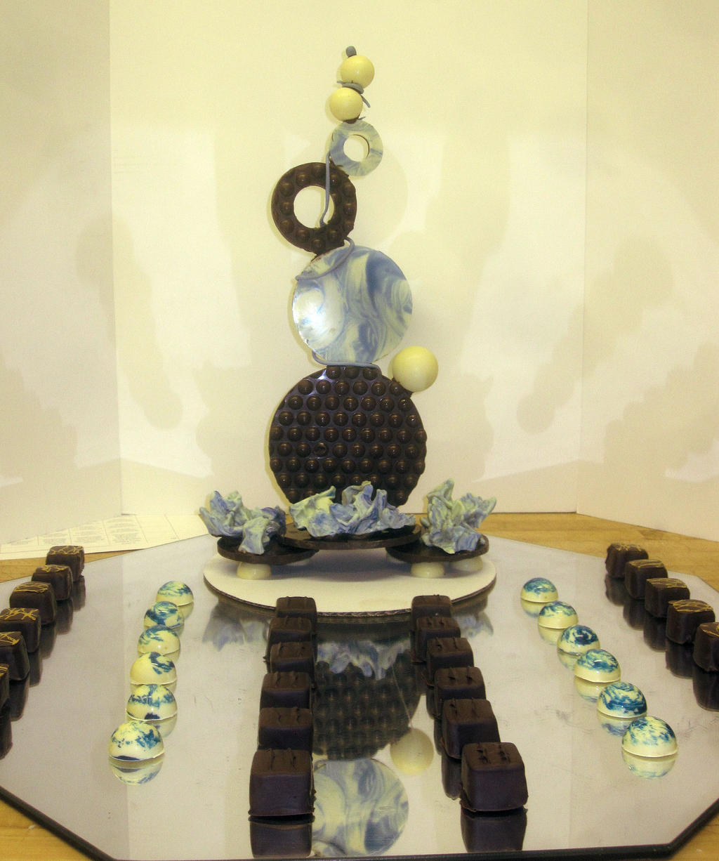 Chocolate Showpiece and Candy platter