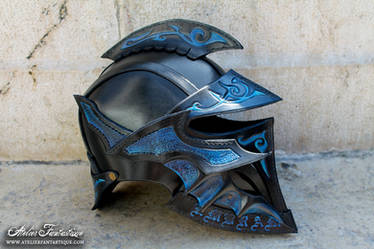 Chaotic helmet