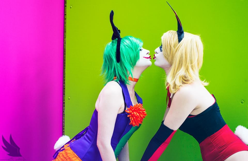 Bunny Kisses - Harley and Joker