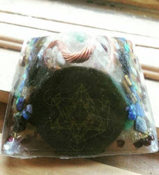 Metatron's Cube Orgone Pyramid