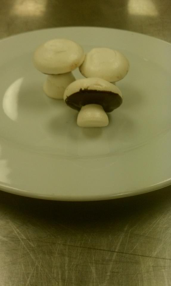 Meringue Mushrooms