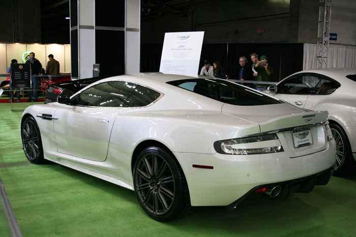 Aston Martin DBS