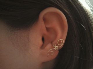 Simple Swirl Ear Cuff