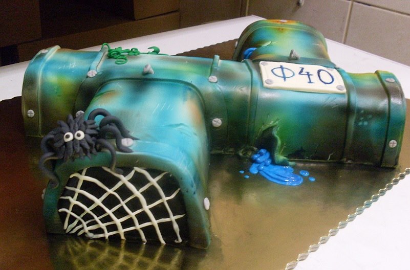 old pipe cake