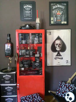 skull jack daniels room :)