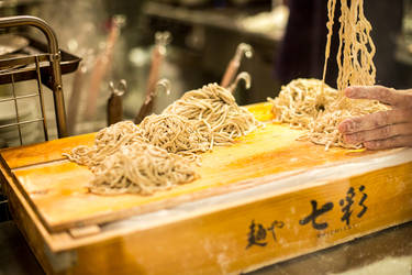 Fresh noodles at Tokyo Station