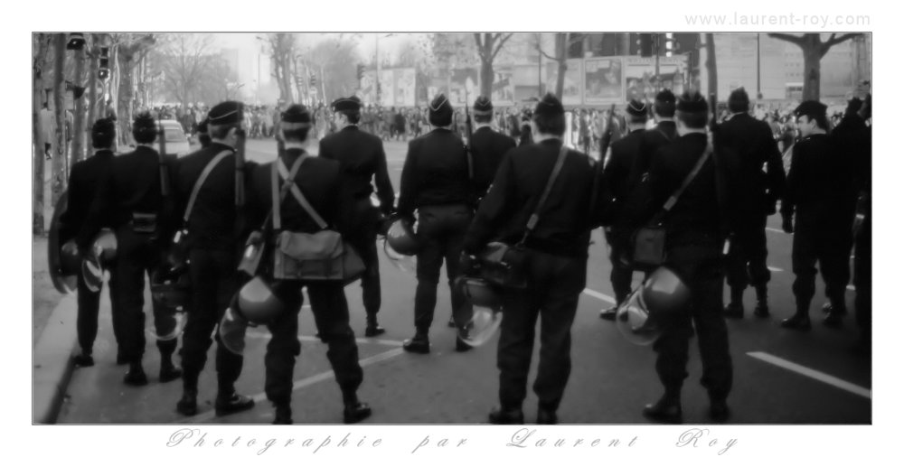 French police facing a demonstration in 1983