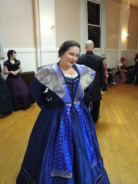 Blue Victorian gown with fiscue