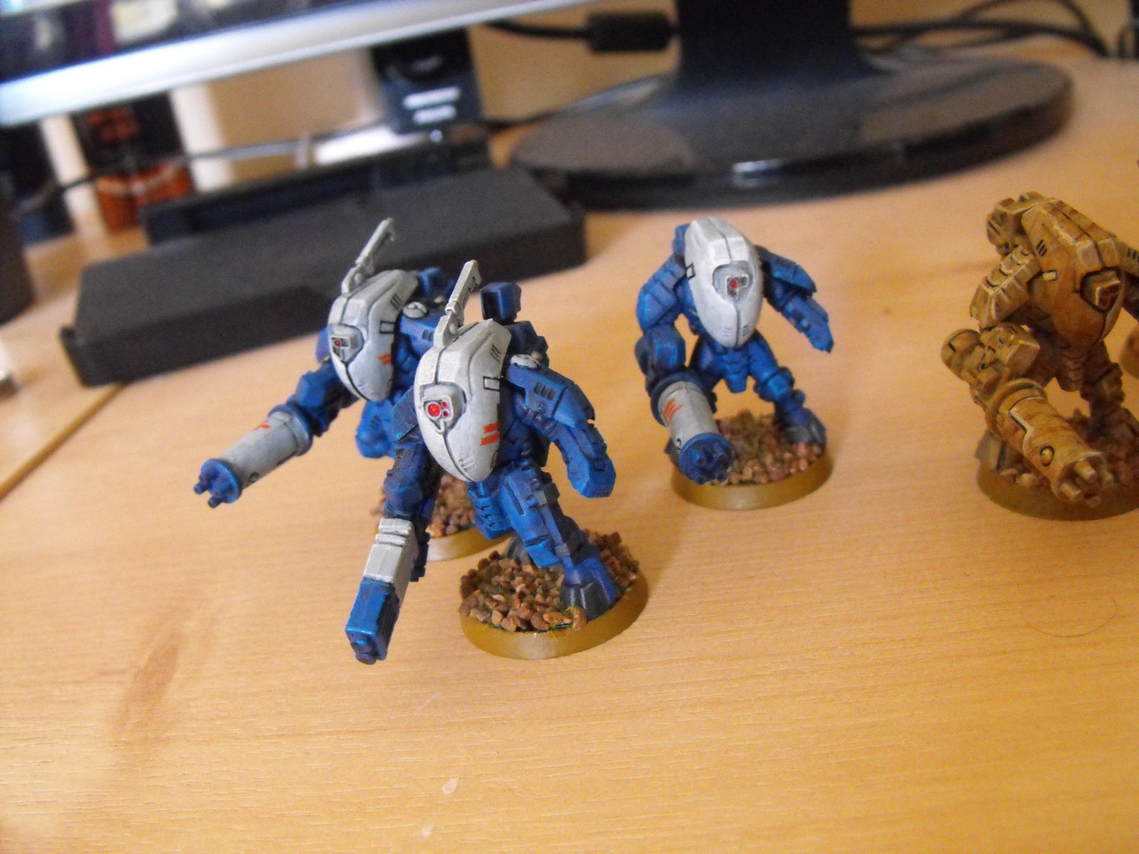 Tau Stealth Suits 3