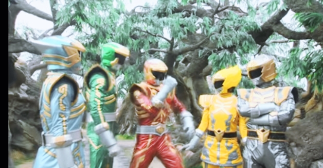 Power Rangers Christmas scene by PowerrangersYay on DeviantArt