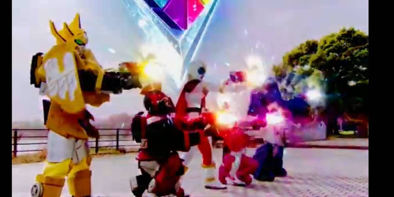 Power R Ranger Final Attack Power Rangers Gear Surge final strike by PowerrangersYay on DeviantArt