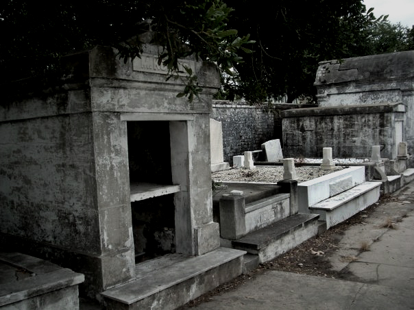 Grave 3