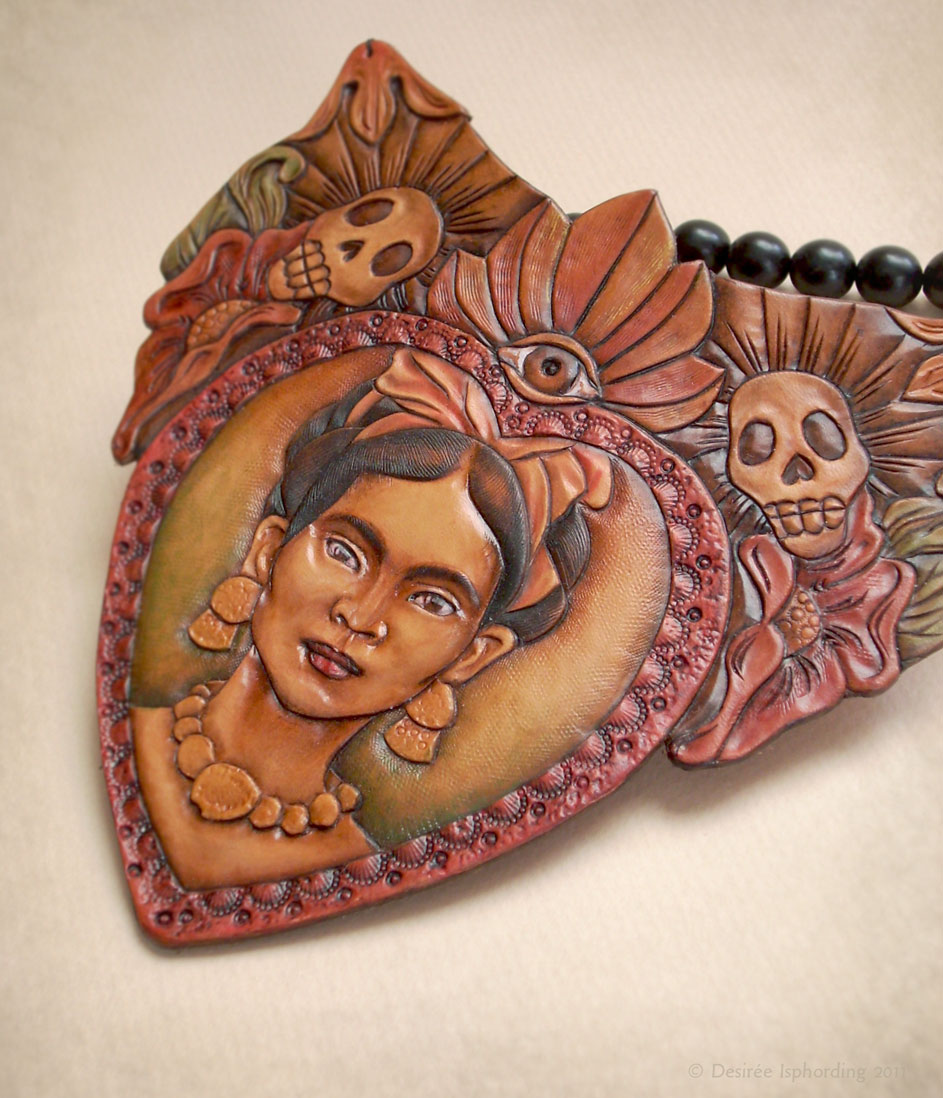 El Corazon - Bib Necklace